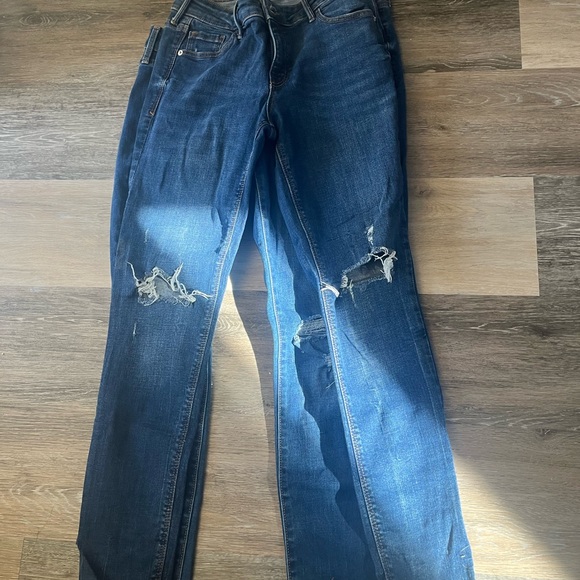 Women’s jeans- size 6 and 8. - Picture 4 of 6